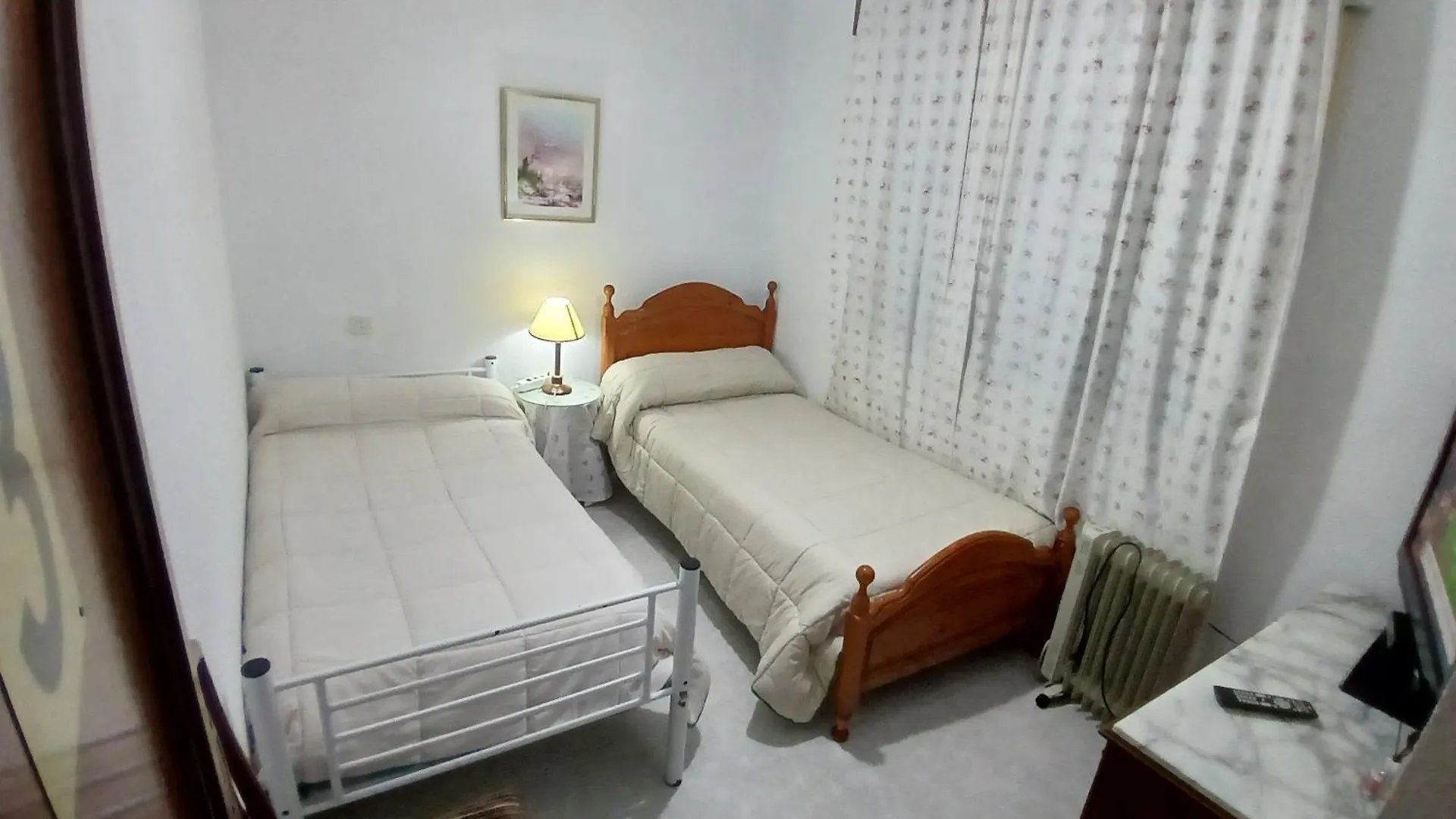 Habitacion Privada Doble توليدو 0*,  إسبانيا